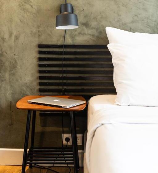 اتاق استاندارد, Weber Hotel 397