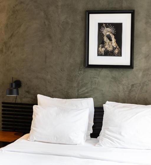 اتاق استاندارد, Weber Hotel 397