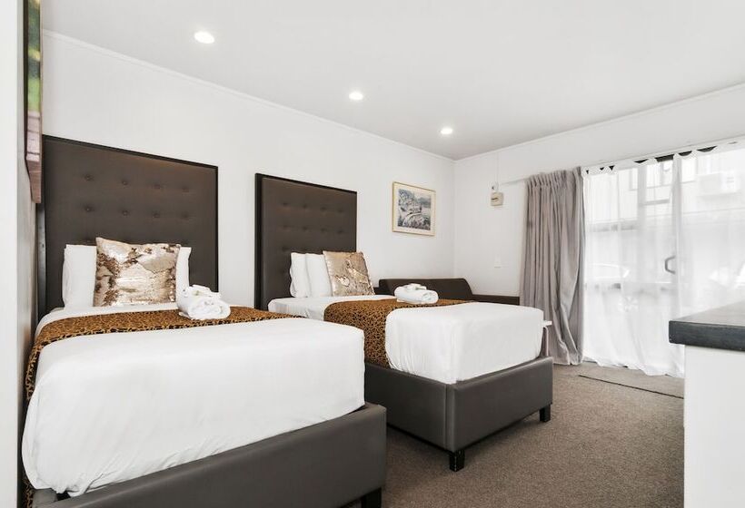 스탠다드 스튜디오, Auckland  Airport Motel