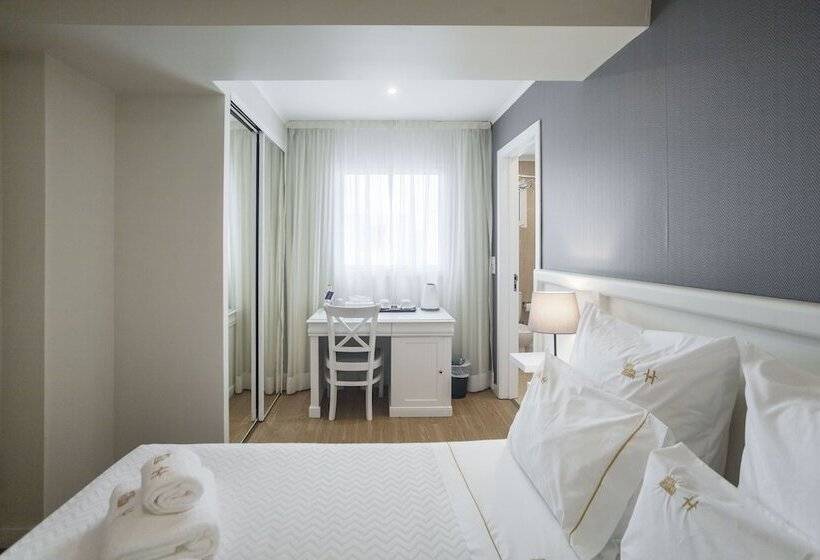 اتاق خانوادگی, Gaivota Azores