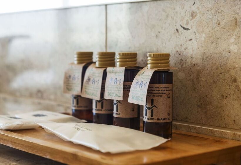 سوییت سوپریور با چشمانداز دریا, Gaivota Azores