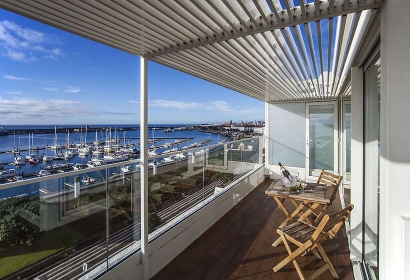 سوییت سوپریور با چشمانداز دریا, Gaivota Azores