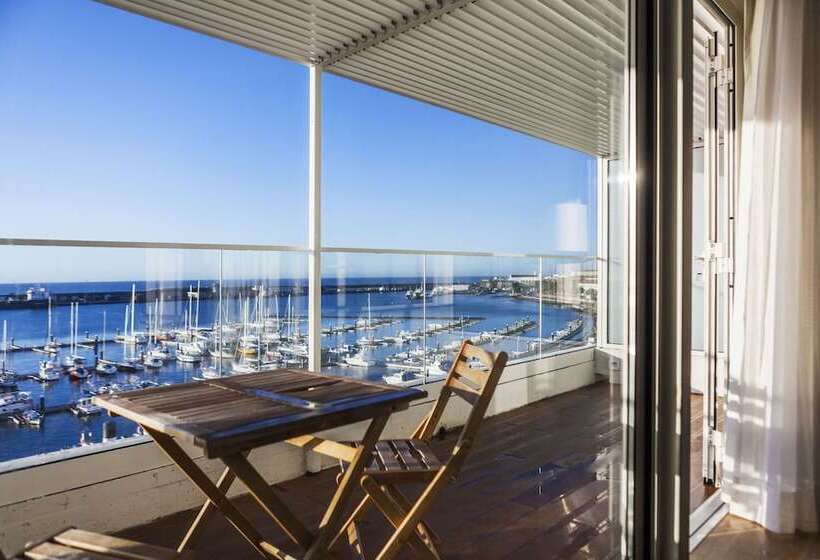 سوییت جونیور با چشمانداز دریا, Gaivota Azores