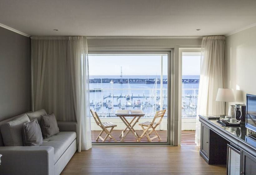 سوییت جونیور با چشمانداز دریا, Gaivota Azores