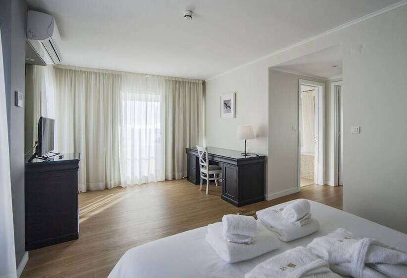 سوییت سوپریور با چشمانداز دریا, Gaivota Azores