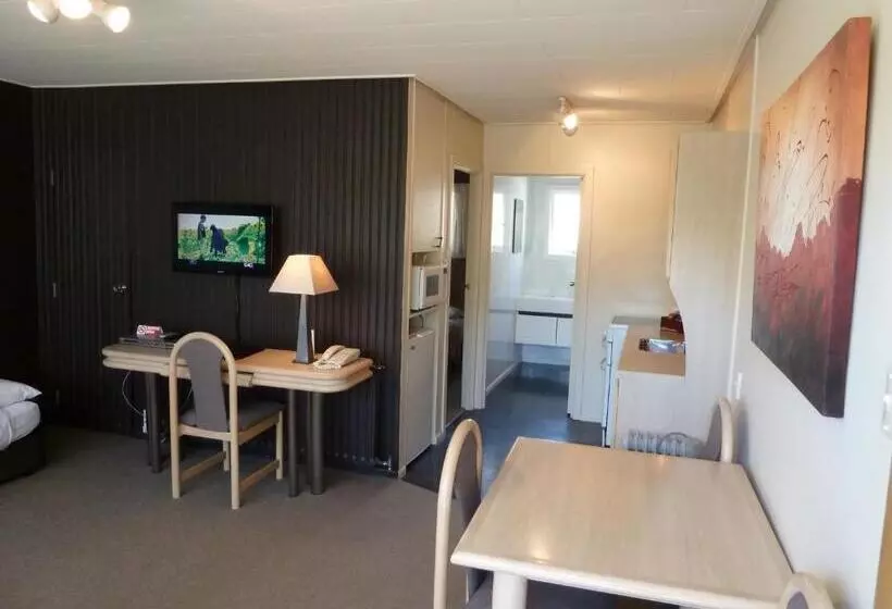 Huoneisto 1 Makuuhuone, George Street Motel Apartments