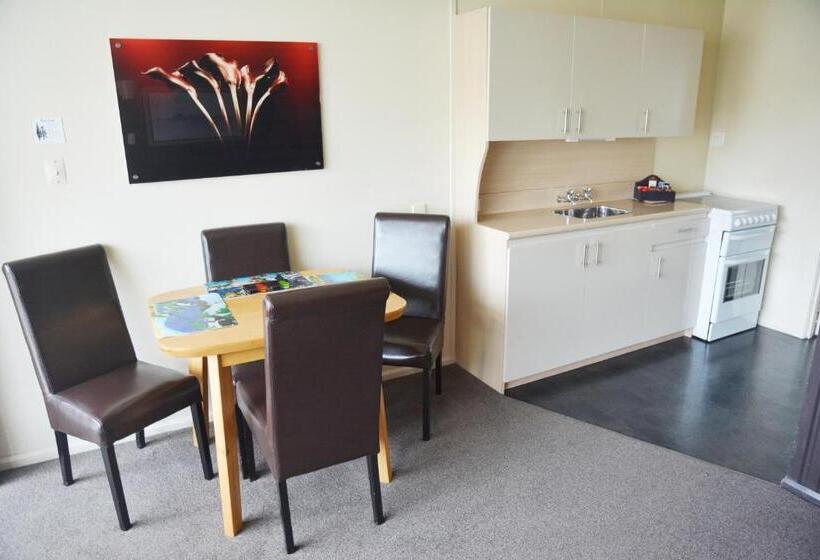 Апартаменты 1 Спальня, George Street Motel Apartments