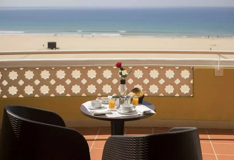 オーシャンビュースタンダードルーム, Ap Oriental Beach - Adults Friendly
