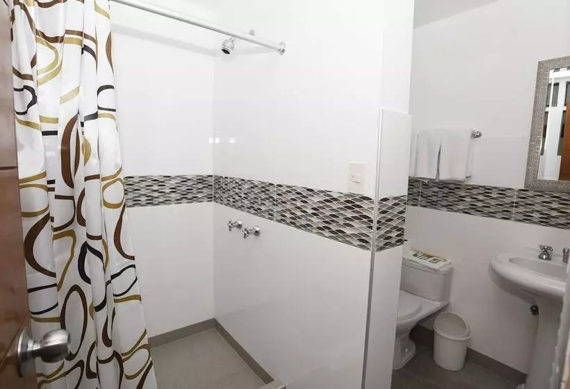 اتاق استاندارد سه نفره, Casa San Martin
