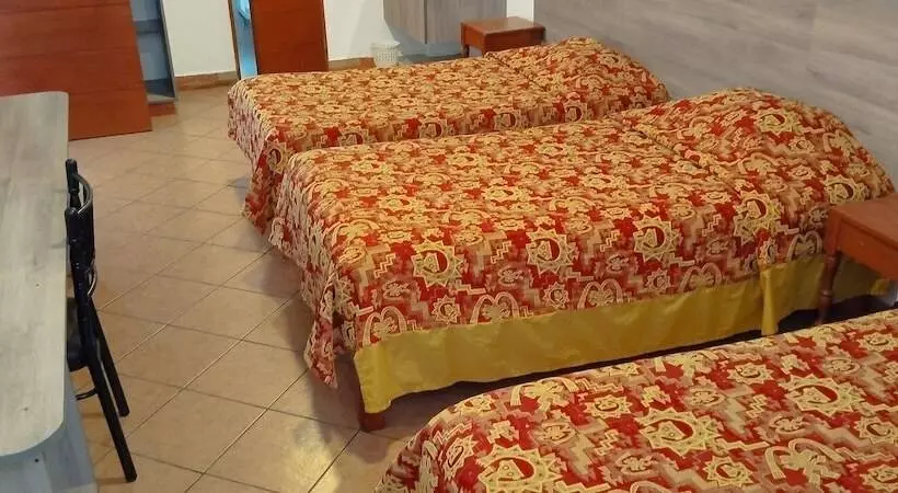 اتاق استاندارد سه نفره, Casa San Martin