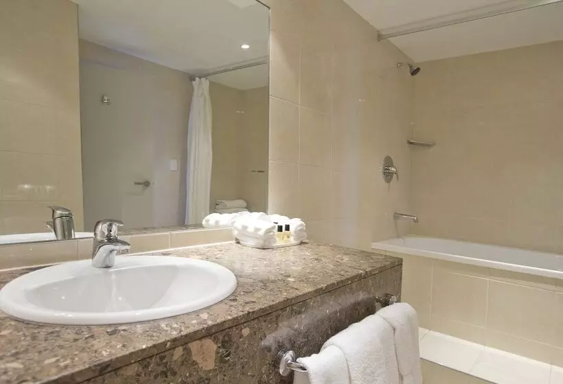 سوییت جونیور, Copthorne Hotel Palmerston North