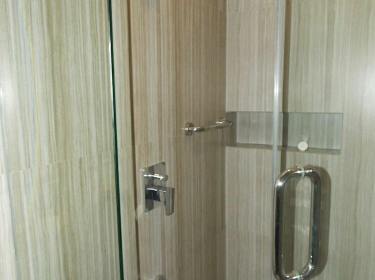 اتاق سوپریور, Del Rio