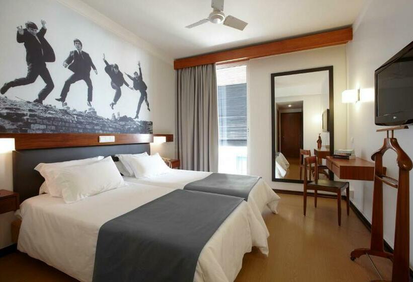 标准间带阳台, Do Carmo