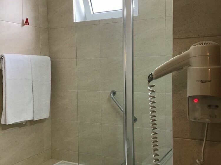 古典房间, Do Carmo