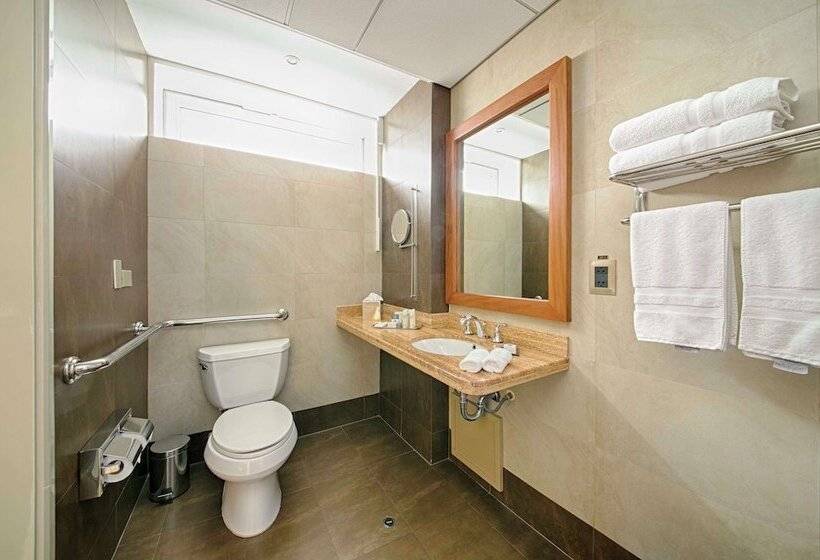 Номер Deluxe, Doubletree By Hilton Lima Miraflores El Pardo