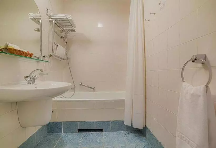 スタンダードシングルルーム, Focus Hotel Premium Pod Orłem