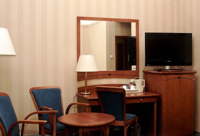 اتاق استاندارد یک نفره, Focus Hotel Premium Pod Orłem