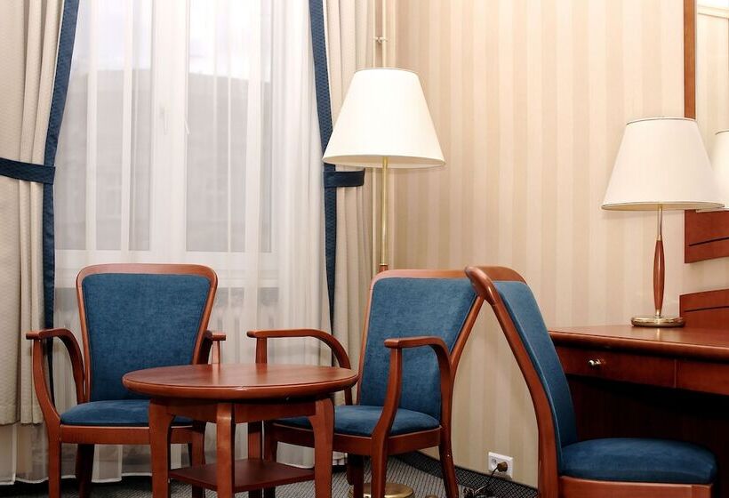 اتاق استاندارد, Focus Hotel Premium Pod Orłem