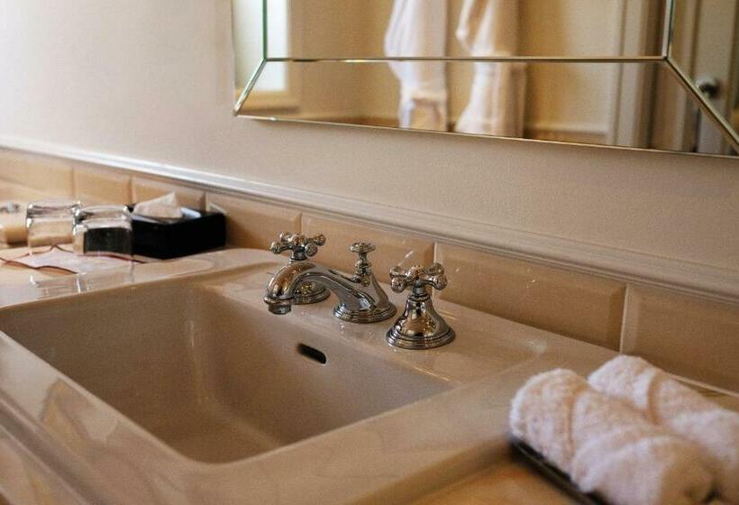 اتاق لوکس, Hospes Infante Sagres Porto Small Luxury Hotels Of The World