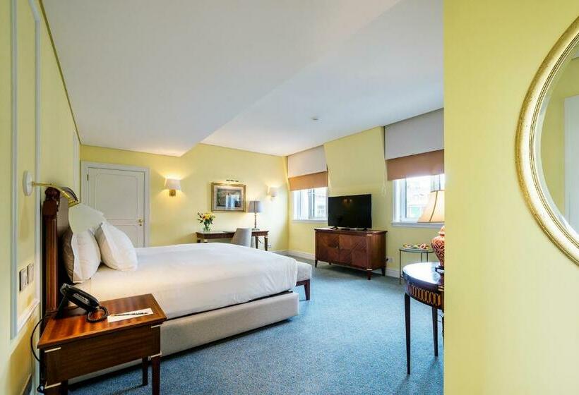 سوییت, Hospes Infante Sagres Porto Small Luxury Hotels Of The World