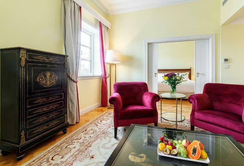 سوئیت پریمیوم, Hospes Infante Sagres Porto Small Luxury Hotels Of The World