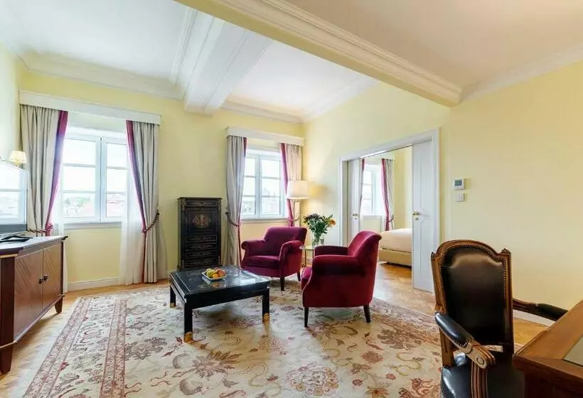 سوئیت پریمیوم, Hospes Infante Sagres Porto Small Luxury Hotels Of The World