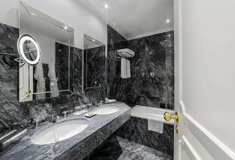 اتاق کلاسیک, Hospes Infante Sagres Porto Small Luxury Hotels Of The World