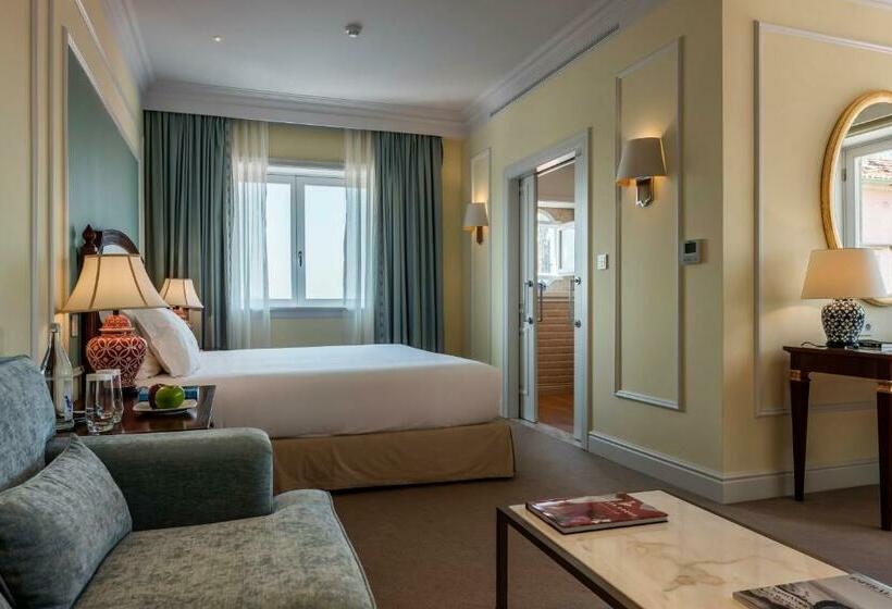 سوییت جونیور, Hospes Infante Sagres Porto Small Luxury Hotels Of The World