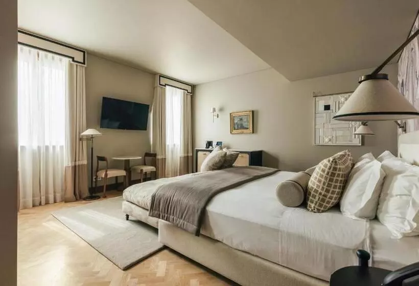 اتاق پرمیوم, Infante Sagres   Small Luxury Hotels Of The World