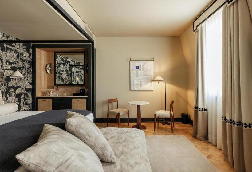 سوییت جونیور, Hospes Infante Sagres Porto Small Luxury Hotels Of The World