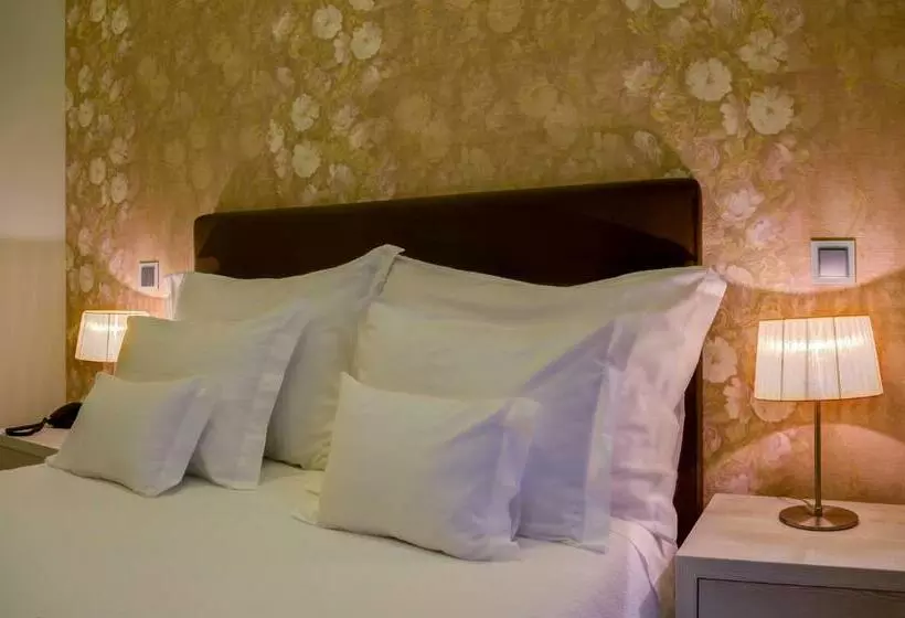 اتاق استاندارد یک نفره, Inn Rossio