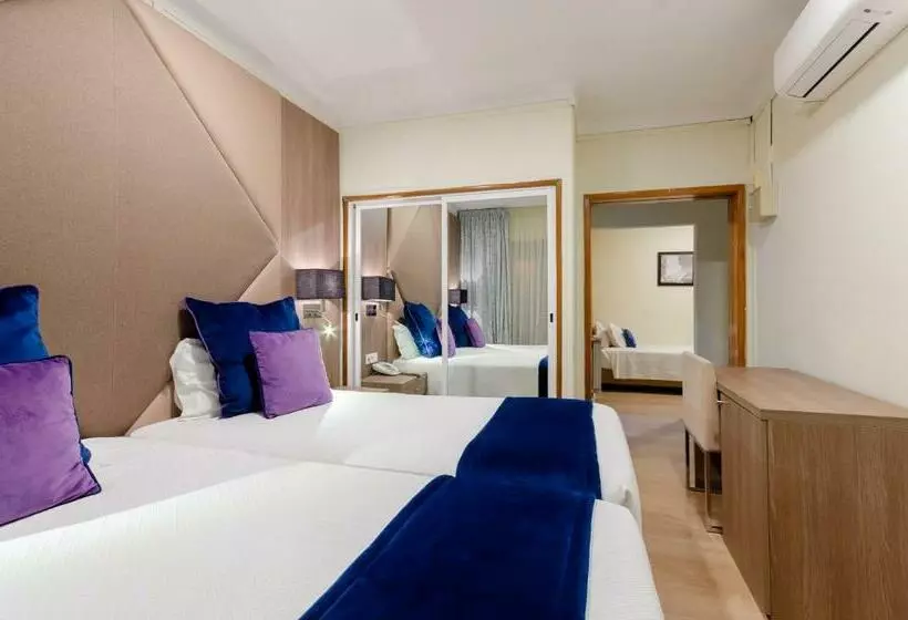 اتاق استاندارد سه نفره, Inn Rossio
