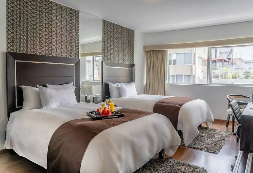 Standardzimmer, Jose Antonio