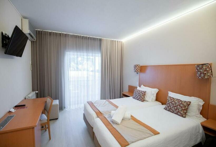 اتاق استاندارد سه نفره, Lido