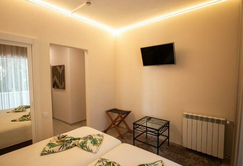 اتاق استاندارد چهار تخته, Lido