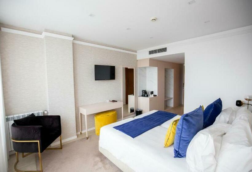 اتاق لوکس, Lido