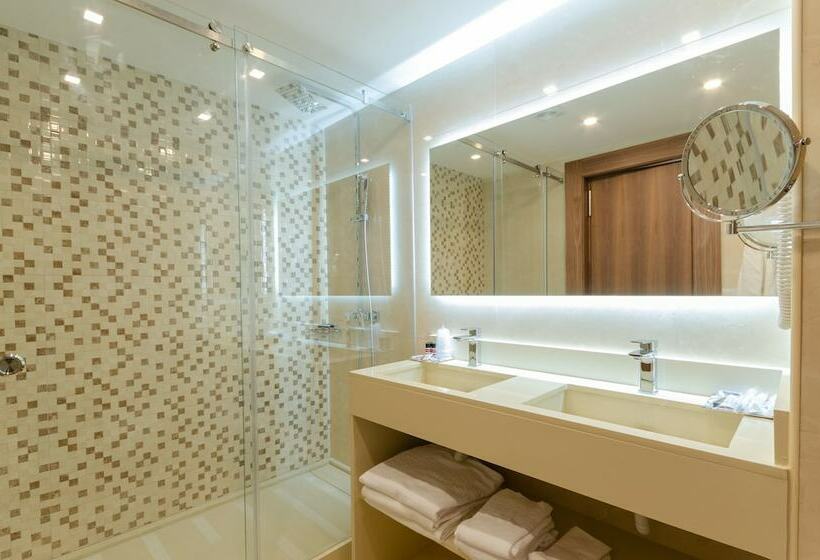 سوییت لوکس, Lido