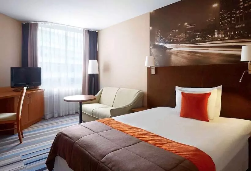 Classic-huone Parivuode, Mercure Warszawa Centrum