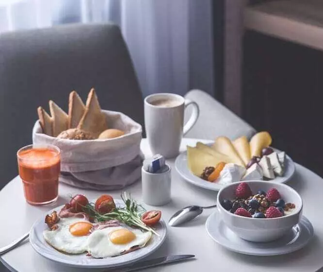 اتاق سوپریور, Mercure Warszawa Centrum