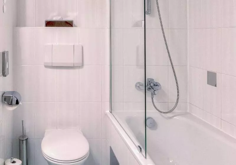 اتاق کلاسیک, Mercure Warszawa Centrum
