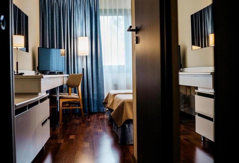 اتاق استاندارد, Omega