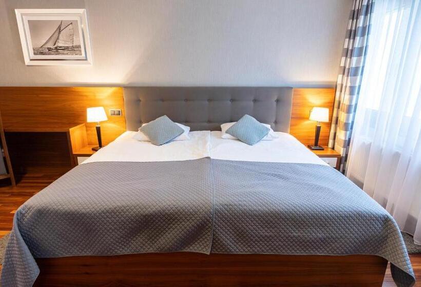 آپارتمان 1 خوابه, Omega