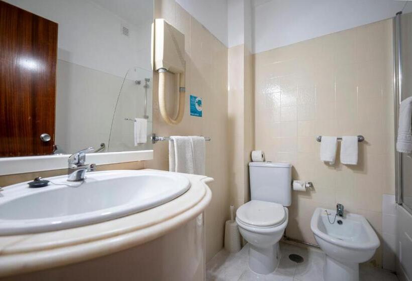 اتاق استاندارد سه نفره, Onix