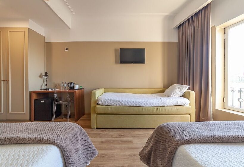 غرفة قياسية ثلاثية, Porto Mar