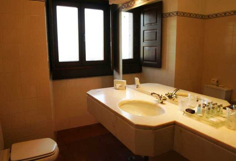 חדר סופריור, Pousada Castelo De Palmela