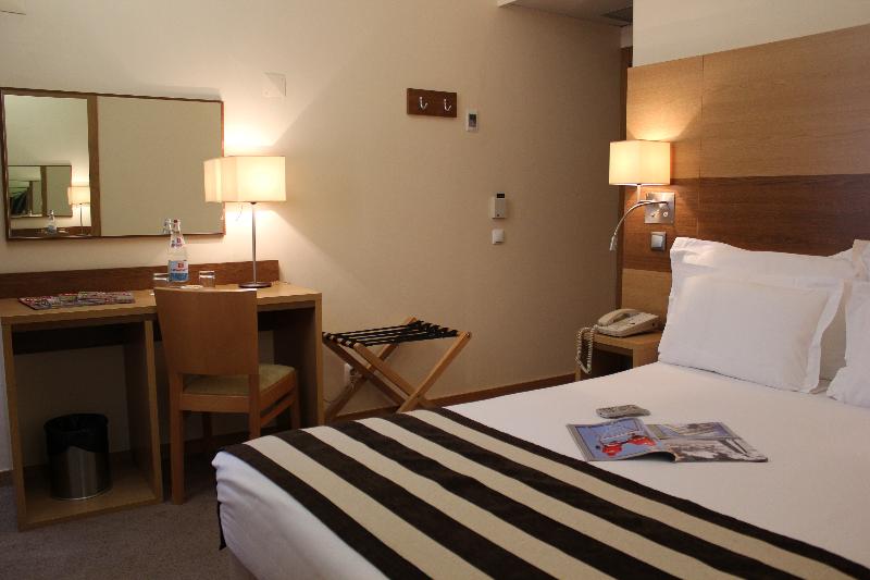 Quarto Estandar Individual, Principe Lisboa
