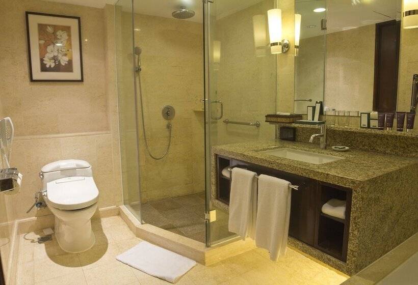 سوییت, The Manila