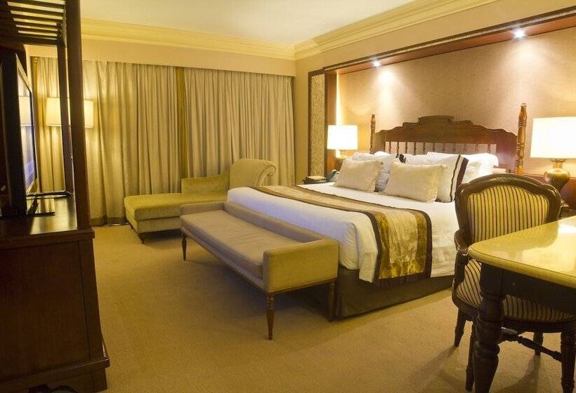 سوییت, The Manila