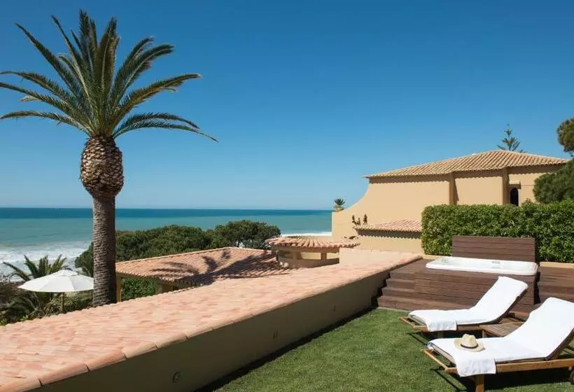 Suite Reale, Vila Joya