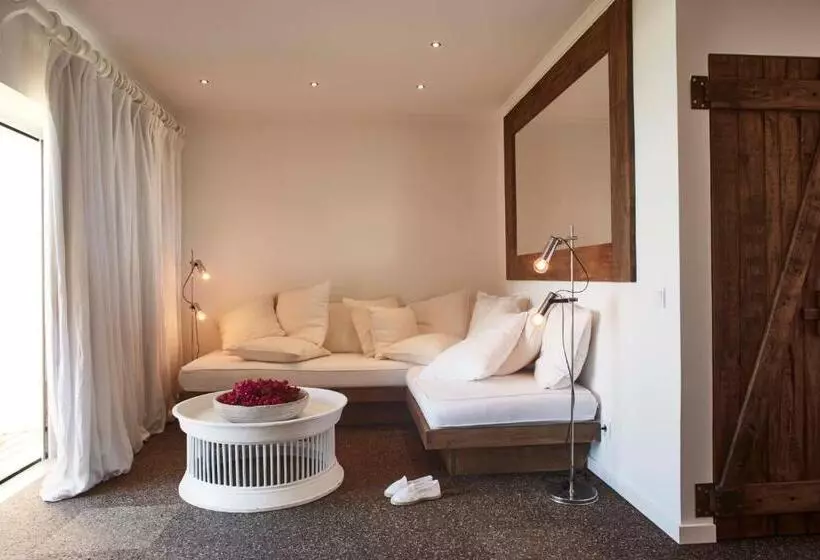 Suite Junior, Vila Joya